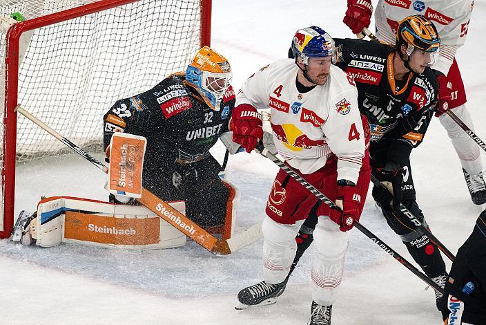 Tormann Rasmus Tirronen (Steinbach Black Wings Linz), Andrew MacWilliam (EC Red Bull Salzburg), Raphael Wolf (Steinbach Black Wings Linz)Steinbach Black Wings Linz vs EC Red Bull Salzburg, 17. Runde ICE Hockey League, Steinbach Black Wings Linz, Linz AG Eisarena 
