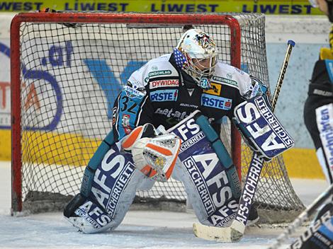 Tormann Alex Westlund, Linz EHC Liwest Black Wings Linz vs. EC KAC Finale 1