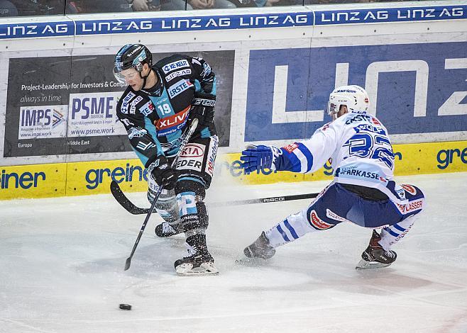 Michael Davies (EHC Liwest Black Wings Linz), Bernd Wolf (EC Panaceo VSV), EHC Liwest Black Wings Linz vs EC Panaceo VSV