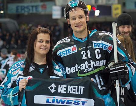 Philipp Lukas (EHC Liwest Black Wings Linz) Ladies Charity, EHC Liwest Black Wings Linz vs HDD TELEMACH Olimpija Ljubljana, Laibach