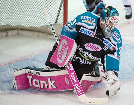 Michael Ouzas (EHC Liwest Black Wings Linz), EHC Liwest Black Wings Linz vs Graz 99ers