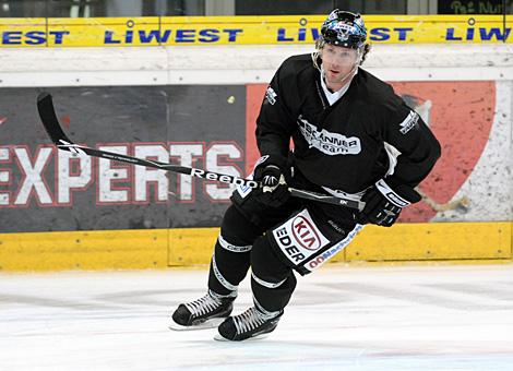 Brendan Buckley, Verteidiger, Liwest Black Wings Linz