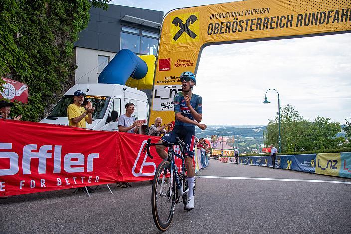 Etappensieger Henrique RIBEIRO BRAVO (BRA, SOUDAL QUICK-STEP DEVO TEAM) 1. Etappe Linz Hauptplatz - Pöstlingberg, Oberösterreich Rundfahrt