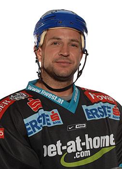 Nr.25 Mark Szuecs, Stuermer, EHC Liwest Black Wings Linz