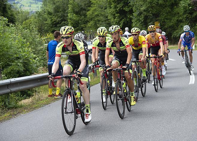 Team Vorarlberg Santic mit Gesamtsieger Jannik Steimle (GER, Team Vorarlberg Santic) , 3. Etappe Traun - Ternberg, Radsport 10. Int. OOE Rundfahrt  