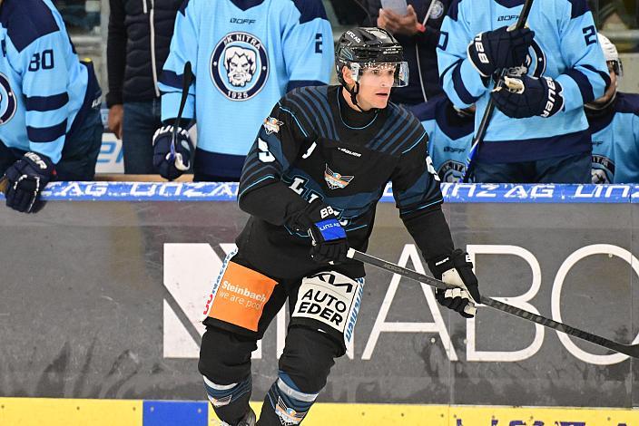 Emilio Romig (Steinbach Black Wings Linz) Steinbach Black Wings Linz - HK Nitra (SVK), Linz AG Eisarena 