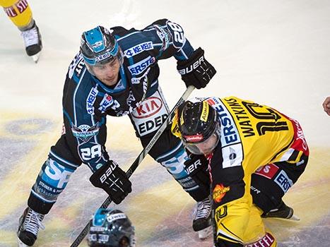 Mike Ouellette, Linz EHC Liwest Black Wings Linz vs UPC Vienna Capitals