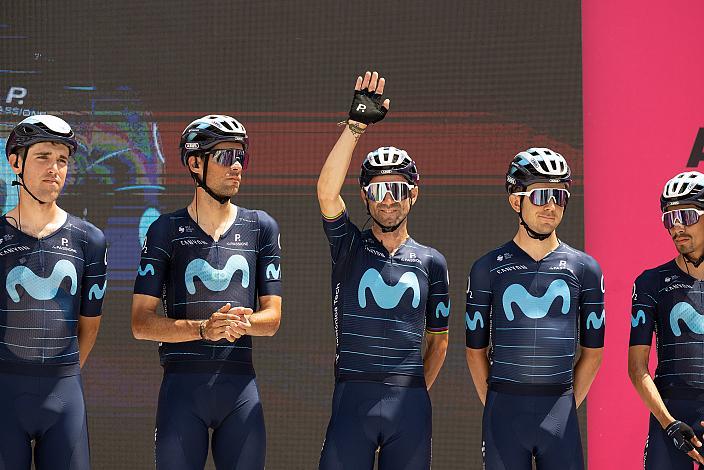 Movistar Team mit Alejandro Valverde (SPA, Movistar Team) Peleton Stage 18, Borgo Val Sugana - Treviso, 105. Giro d Italia, UCI Worl Tour