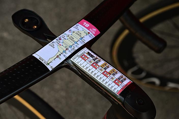 Lenker mit Info zur Strecke und Nahrungsaufnahme 19 Etappe. Feltre  -  Alleghe (Piani di Pezze)   (151km) 109. Giro d Italia