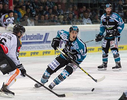 Daniel Oberkofler (EHC Liwest Black Wings Linz), EHC Liwest Black Wings Linz vs Dornbirner Eishockey Club