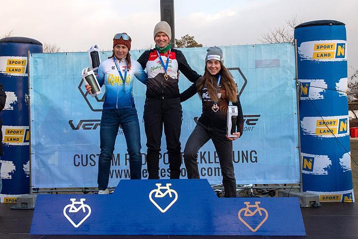 Podest Cup Finale 2. Platz Romana Slavinec (AUT, ARBÖ Rapso Knittelfeld), Siegerin Cornelia Holland (AUT, Naturfreunde Wilhelmsburg), 3. Platz  Eva Herzog (AUT, KTM Factory MTB), Rad Cyclo Cross, ÖSTM/ÖM Querfeldein, Ciclo Cross, Cycling Austria, Maria Enzersdorf, NÖ