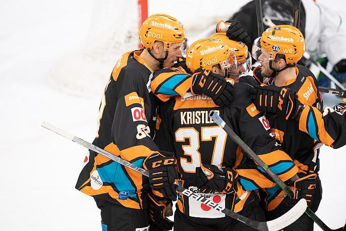 Linz feiert das 1 zu 1 durch Andreas Kristler (Steinbach Black Wings Linz) Steinbach Black Wings Linz vs HK SZ OLIMPIJA, bet-at-home ICE Hockey League