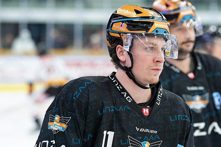 Brodi Stuart (Steinbach Black Wings Linz) Steinbach Black Wings Linz vs Bemer Pioneers Vorarlberg, Linz AG Eisarena 