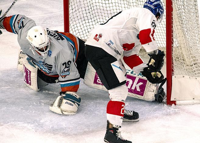 Tormann David Kickert (Black Wings 1992), Daniel Ciampini (HC TWK Innsbruck  Die Haie), Black Wings Linz vs HC Innsbruck „die Haie“,  Eishockey, Testspiel