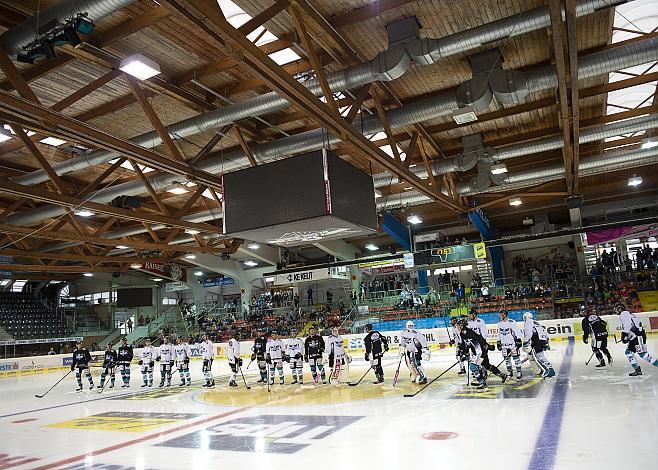 Head-Coach Troy Ward (EHC Liwest Black Wings Linz) und das Team 