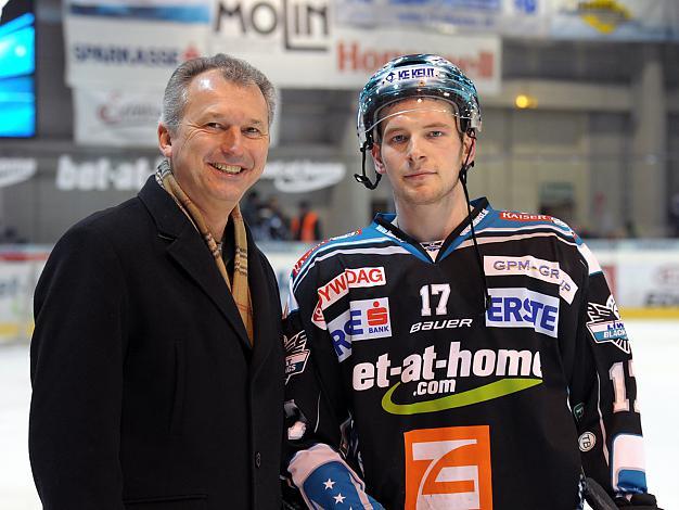 #17 Kevin Macierzynski, Linz Spieler des Abends, EHC Liwest Black Wings Linz vs EC VSV