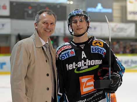 Daniel Oberkofler, Linz und Ing. Singer, Liwest Black Wings Linz, EHC Liwest Black Wings Linz vs. EC KAC Finale 3