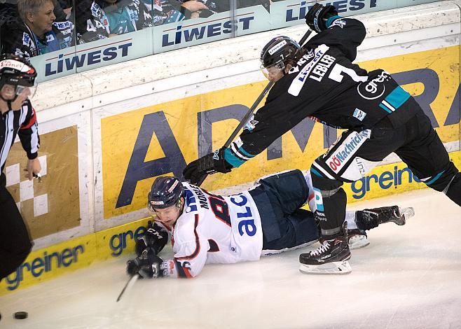 Brian Lebler (EHC Liwest Black Wings Linz) und Tyler Morley (KHL Medvescak Zagreb)  EHC Liwest Black Wings Linz vs KHL Medvescak Zagreb, 4. Viertelfinale