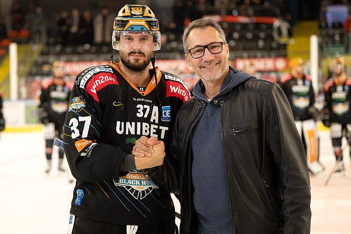 Spieler des Abends Andreas Kristler (Steinbach Black Wings Linz) Steinbach Black Wings Linz vs Pioneers Vorarlberg, 13. Runde ICE Hockey League, Steinbach Black Wings Linz, Linz AG Eisarena