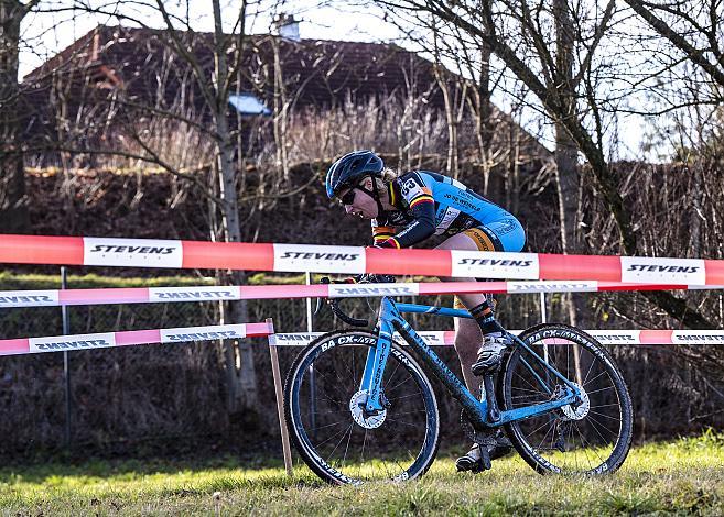 Siegerin Joyce VANDERBEKEN (BEL),  Damenrennen, 11. Int. SPARKASSEN Radquerfeldein GP Stadl-Paura - Int. UCI C2 - 8. Dezember 2019