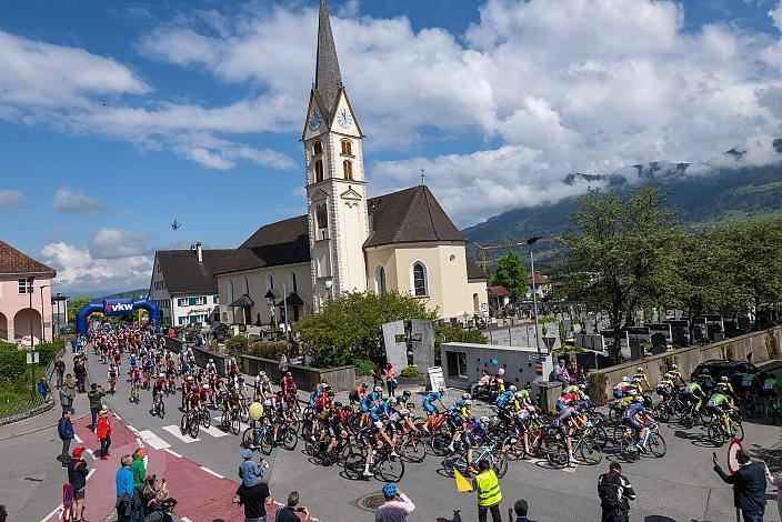 Start in Nenzing, Herren Elite, U23, Radliga, GP Vorarlberg, Nenzing