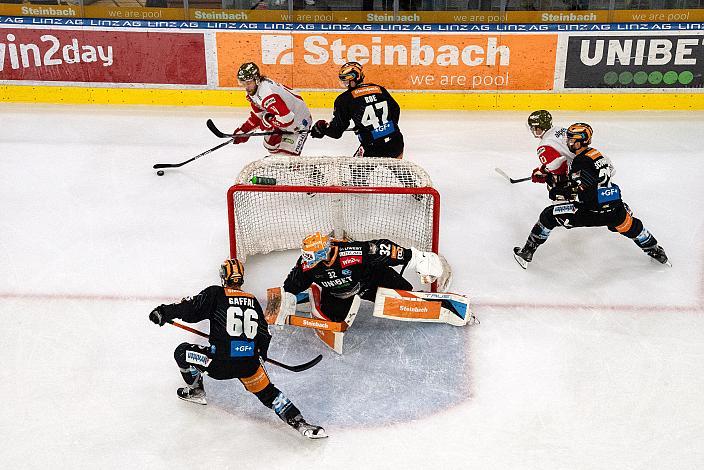 Stefan Gaffal (Steinbach Black Wings Linz), Brad McClure (HCB Suedtirol Alperia), Tormann Rasmus Tirronen (Steinbach Black Wings Linz), Logan Roe (Steinbach Black Wings Linz), Dustin Gazley (HCB Suedtirol Alperia), Martin Schumnig (Steinbach Black Wings Linz), Steinbach Black Wings Linz vs HCB Südtirol Alperia, Viertelfinale, 6. Runde ICE Hockey League, Linz AG Eisarena 