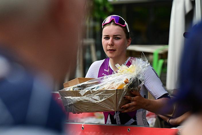 Etappensiegerin Maja Tracka (POL, AT Atom Deweloper Wroclaw)  Amstetten-Amstetten, Sportland NÖ women tour