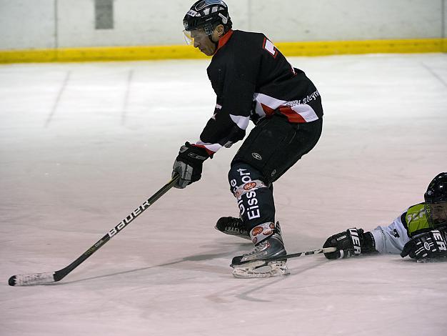 Dr. Wilfried Wetzel im Angriff fuer Steyr, Traunsee Sharks Gmunden vs ATSE Steyr