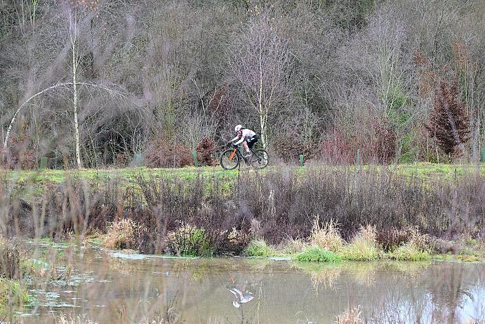 Nadja Heigl (AUT, KTM Alchemist bp Brenta Breaks), Damen, 4.Radquerfeldein GP um das Sportzentrum Gunskirchen, Rad Cyclo Cross,
