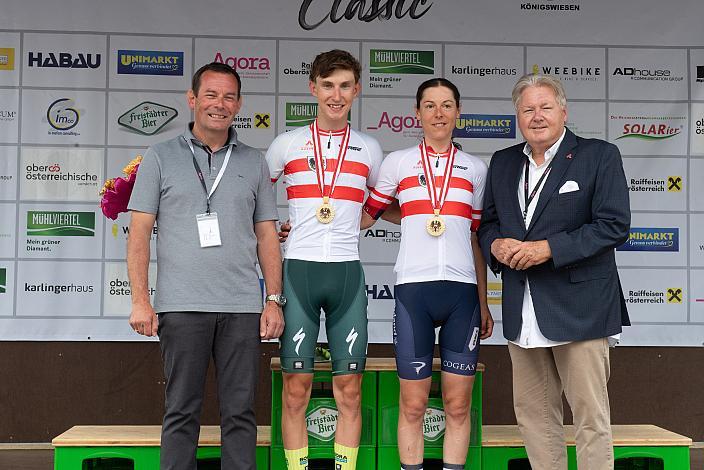 v.l. Bgm Roland Gaffl, Staatsmeister Alexander Hajek (AUT, Bora - Hansgrohe), Anna Kiesenhofer (AUT, Roland),, Harald J. Mayer (ÖRV, Präsident Österreichischer Radsportverband, Cycling Austria),   ÖM Staatsmeisterschaft, Strassenrennen, Königswiesen OÖ