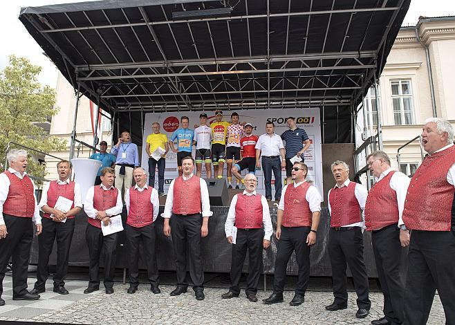 Die TrikottrÃ¤ger beim Abschluss, absingen der OÃ– Landeshymne. Anders Skaarseth (NOR, Uno-X Norwegian Development Team), Jaka Primozic (SLO, KK Kranj), Jannik Steimle (GER, Team Vorarlberg Santic) , Torstein Traaen (NOR, Uno-X Norwegian Development Team), Stephan Rabitsch (AUT, Team Felbermayr Simplon Wels). Etappe Traun - Ternberg, Radsport 10. Int. OOE Rundfahrt  