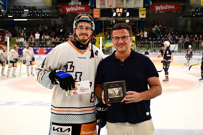 Spieler des Abends Niklas Neubauer (Steinbach Black Wings Linz) Testspiel, Steinbach Black Wings Linz vs Kassel Huskies , Linz AG Eisarena 