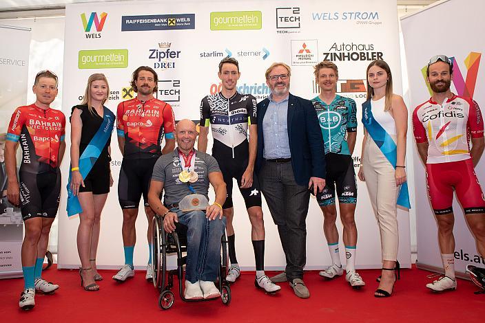 Hermann Pernsteiner (AUT, Bahrain - Victorious), Marco Haller (AUT, Bahrain - Victorious), Walter Ablinger Paralympische Spiele Medaillengewinner Tokyo 2020, Michael Gogl (AUT, Team Qhubeka Assos), Sebastin Schönberger (AUT, B&B Hotels P/B KTM), Simon Geschke (GER, Cofidis) Innenstadtkriterium Wels, Radsport, Kriterium