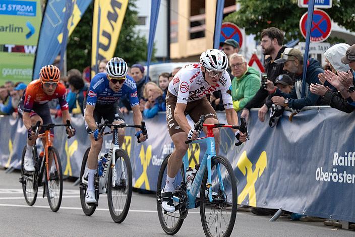 Sebastian Schönberger (AUT, Human Power Health), Sieger Michael Gogl (AUT, Alpecin-Deceuninck), Felix Gall (AUT, AG2R Citroen Team)  Radsport Wels, 24. Innenstadtkriterium