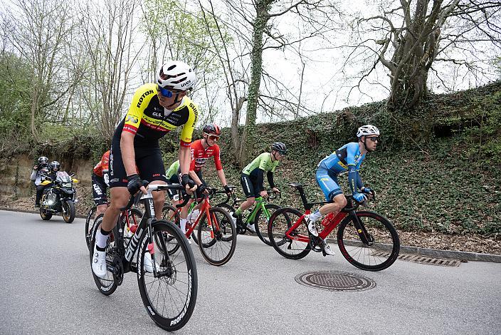 Moran Vermeulen (AUT, Team Vorarlberg), Riccardo Verza (ITA, Hrinkow Advarics), Riccardo Zoidl (AUT, Team Felbermayr Simplon Wels) Herren Elite, U23, Radliga, 62. Radsaison-Eröffnungsrennen Leonding, Oberösterreich 