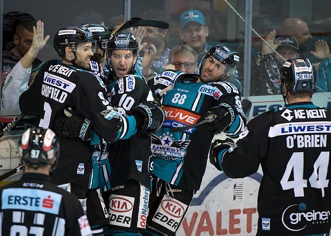 Linz feiert  EHC Liwest Black Wings Linz vs KHL Medvescak Zagreb, 3. Viertelfinale