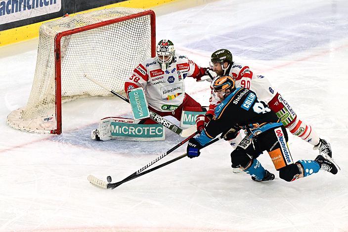 Tormann Samuel Harvey (HCB Suedtirol Alperia), Sean Collins (Steinbach Black Wings Linz), Dylan Di Perna (HCB Suedtirol Alperia),  Win2Day ICE Hockey League,  Steinbach Black Wings Linz vs  HCB Südtirol Alperia,  Linz AG Eisarena 