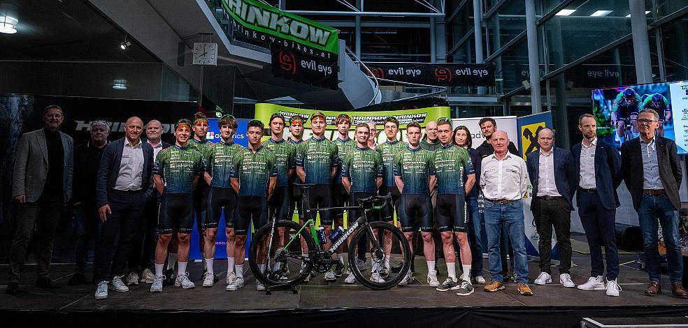 Sportlicher Leiter Matej Mugerli (SLO), Jakob Reiter (AUT), Maximilian Huber (AUT), Loic Bettendorff (LUX), Jaka Primozic (SLO), Richard Riska (SVK), David Paumann (AUT), Filippo Fortin (ITA), Valentin Poschacher (AUT), Riccardo Zoidl (AUT),  Dominik Hödlmoser (AUT),  Josef Dirnbauer (AUT), Ayden Jordan (AUT), Teampräsentation, Steyr, Team Hrinkow Advarics Cycleang, UCI Continental Team)