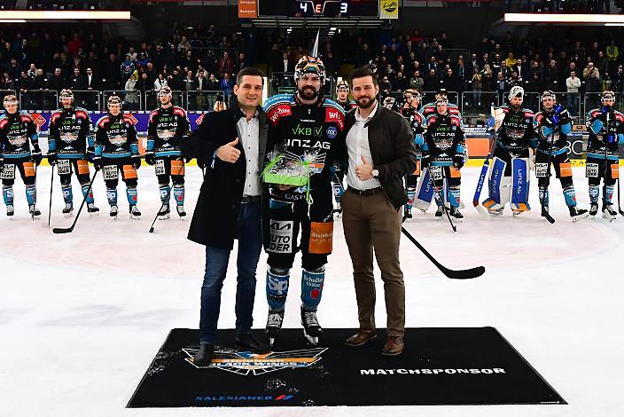 Spieler des Abends Shawn St.Amant (Steinbach Black Wings Linz)  Win2Day ICE Hockey League,  Steinbach Black Wings Linz vs Spusu Vienna Capitals,  Linz AG Eisarena