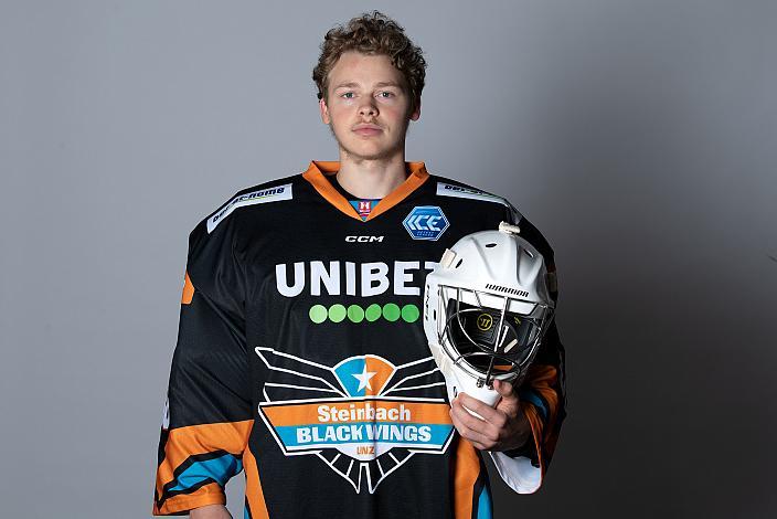 Tormann Leon Sommer (Steinbach Black Wings Linz) Steinbach Black Wings Linz, bet-at-home ICE Hockey League