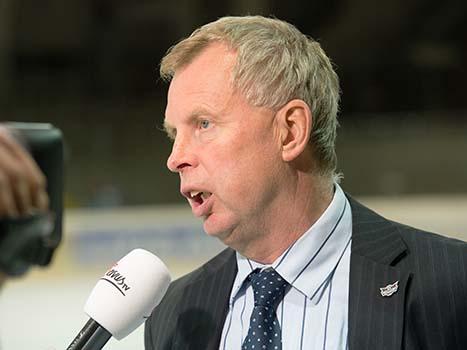 Trainer Robert Daum, Linz, EHC Liwest Black Wings Linz vs HK Mountfield