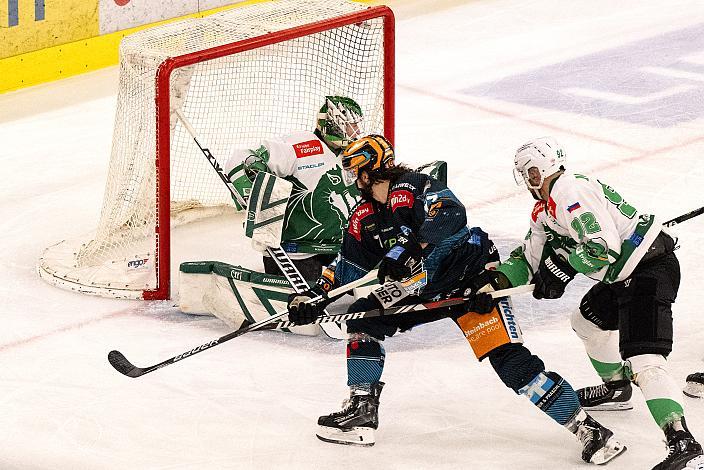 Shawn St.Amant (Steinbach Black Wings Linz), Tormann Luka Kolin (HK SZ Olimpija)  Steinbach Black Wings Linz vs HK SZ Olimpija Ljubljana, Linz AG Eisarena 