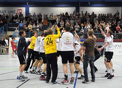  HLA, HC Linz AG vs ALPLA HC Hard die Linzer feiern den Aufstieg ins Semifinale