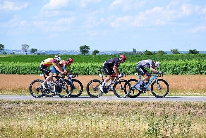 v.l. Emanuel Zangerle (AUT, Team Vorarlberg), Patrick Konrad (AUT, Lidl-Trek), Marco Haller (AUT, Tudor Pro Cycling Team), Michael Gogl (AUT, Alpecin-Deceuninck), ÖM Staatsmeisterschaft, Strassenrennen,, Illmitz, Burgenland