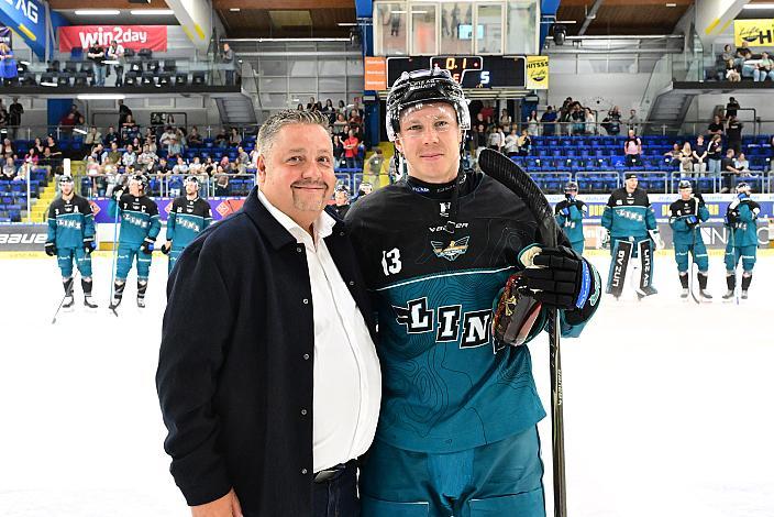 Spieler des Abends Gerd Kragl (Steinbach Black Wings Linz) Testspiel Steinbach Black Wings Linz vs Straubing Tigers, Linz AG Eisarena 